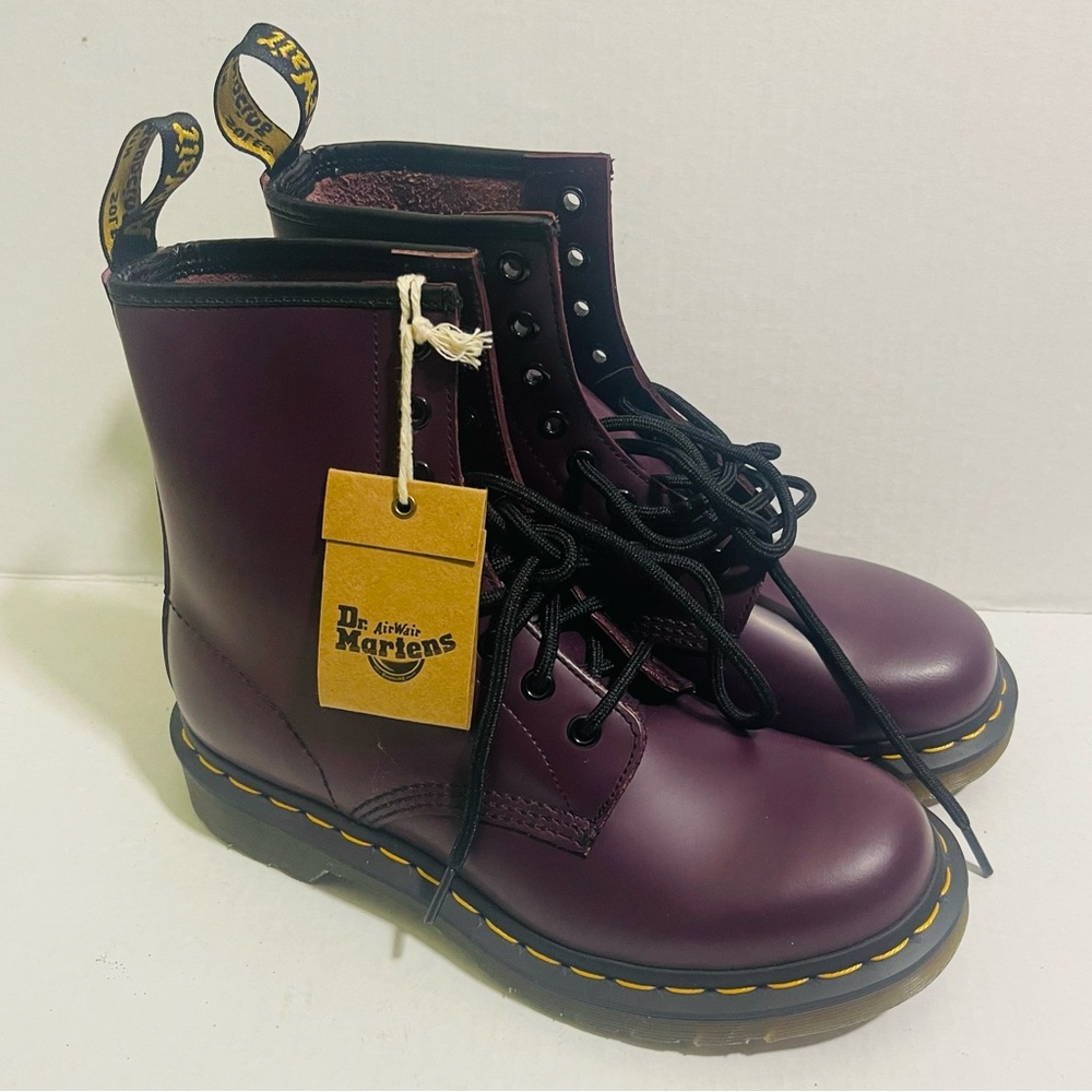 Doc Martens Women’s New size 7